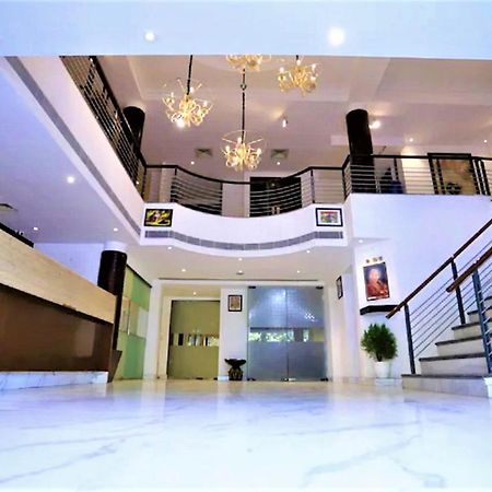 Hotel Arch International New Delhi Buitenkant foto