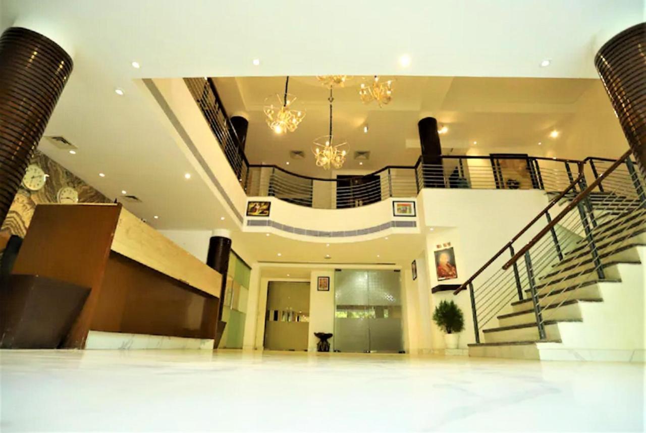 Hotel Arch International New Delhi Buitenkant foto